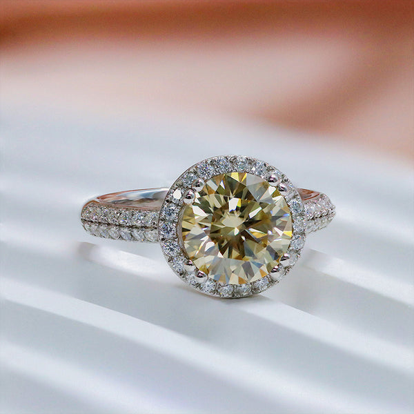 R00176-3CT 9mm Champagne Round Center Moissanite Ring