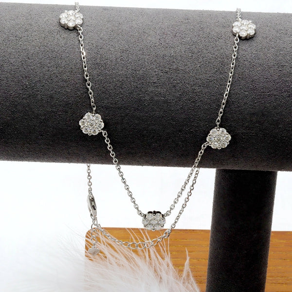 N0029- Moissanite 7 Flowers Necklace Made By 2.5mm Round