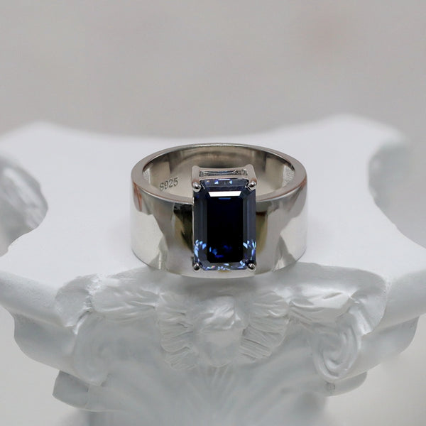 R00153-7x11mm Original Blue Emerald Moissanite Ring