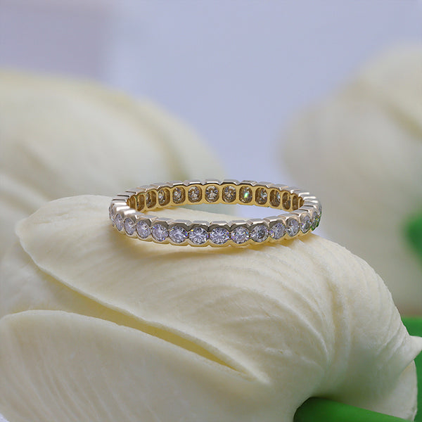 R00359-2MM Round Brilliant Cut Moissanite Ring Band