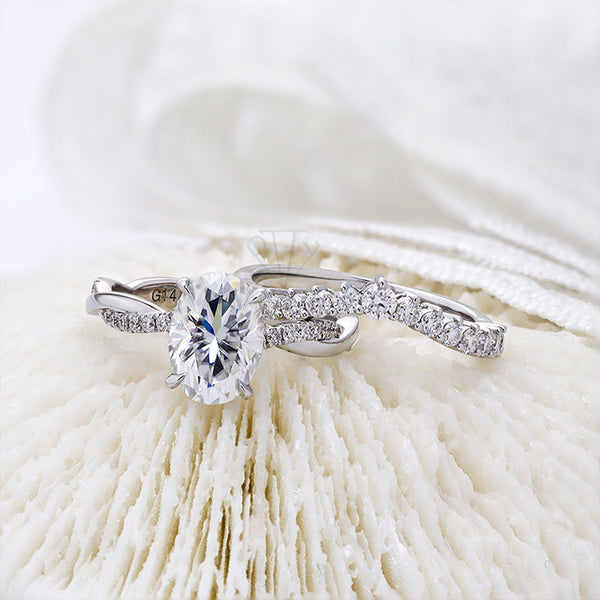 R00628-Paston Custom 7x10mm 2.5ct Oval Moissanite Ring Set