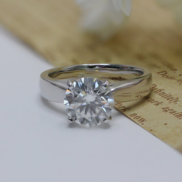 R00147-3CT Round Brilliant Cut Moissanite Ring