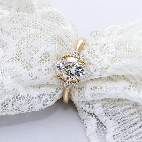 R00641-Paston Custom 7x9mm 2ct Oval Moissanite Ring