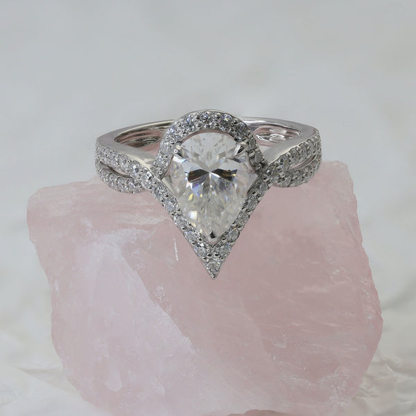 R0075-3CT Pear Moissanite Ring