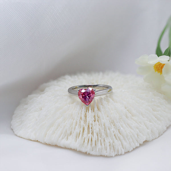 R00272-7.5x7.5mm Pink Color Heart Moissanite Ring