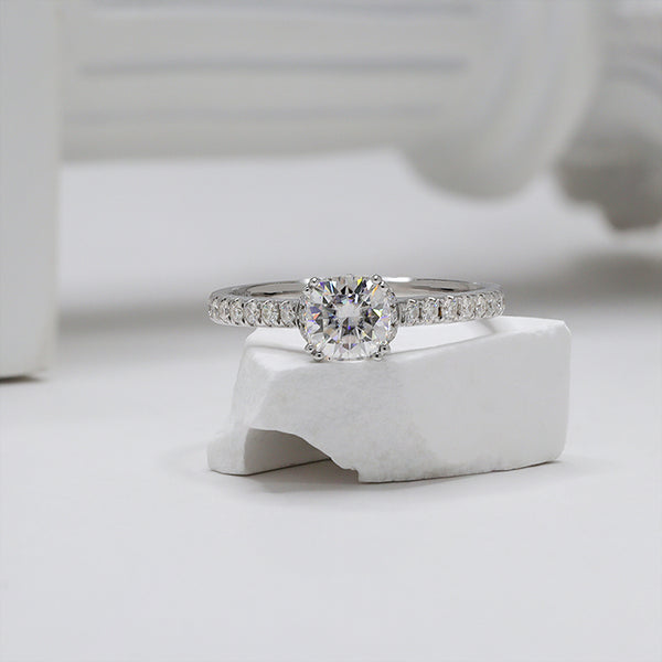 R00396-1ct Cushion Center Moissanite Ring