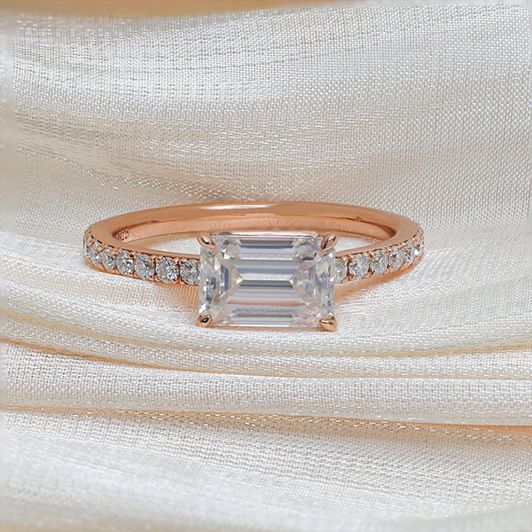 R00406-2.5ct Emerald Cut Moissanite RIng