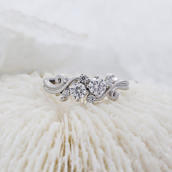 R00594-Paston Custom 4.2mm 4mm Round Moissanite DEF Ring Band