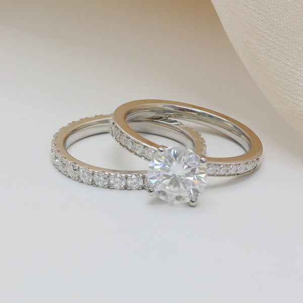 R0057-2CT Round Brilliant Cut Moissanite Ring Set