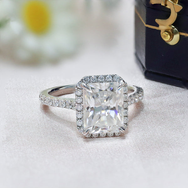 R00186-3CT Radiant Center Moissanite Ring