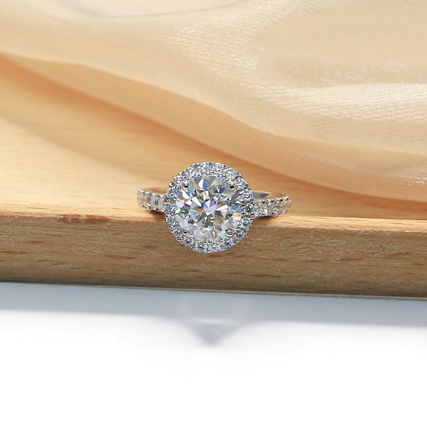 R0016- 3CT 9mm Round Brilliant White Moissanite Halo Ring