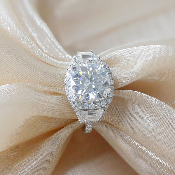 R0056- 5CT Cushion Moissanite Ring