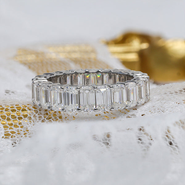 R00474-Paston Custom 3*5mm DEF VVS Emearald Moissanite Ring Band