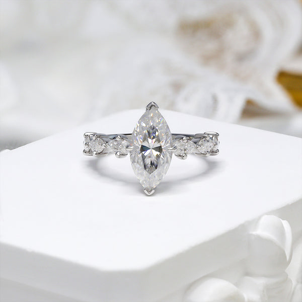 R00564-Paston Custom 7x14mm 3ct Marquise Cut DEF Moissanite Ring 2.5X5mm Side Stones